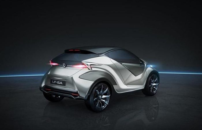 Concept hatchback chạy điện của Lexus sẽ lộ diện trong tháng 10.