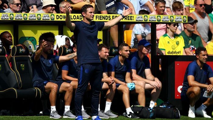Lampard chưa thể hài lòng với hàng thủ Chelsea