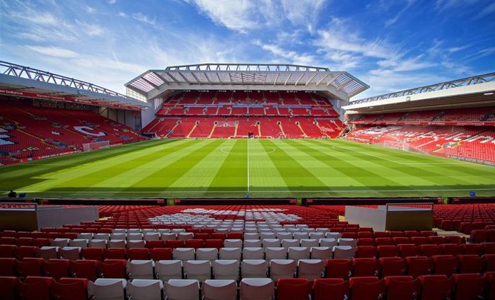 Quang cảnh sân đấu Anfield