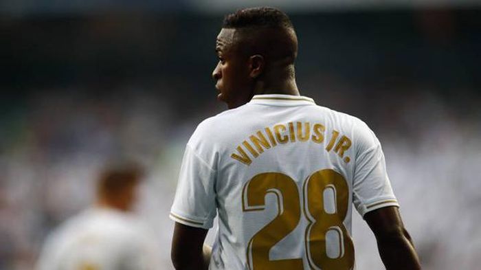 Real Madrid từ chối trao đổi Vinicius Jr, Thibaut Courtois cộng thêm 100 triệu euro để lấy Neymar