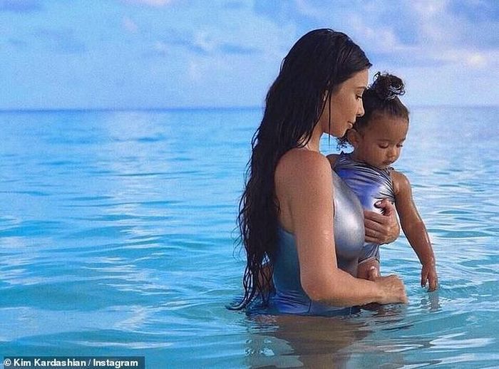 Vợ chồng Kim - Kanye có 4 đứa con.