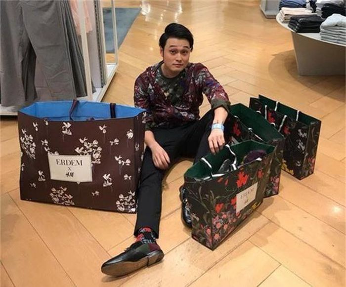 Tuy nhiên, năm 2018 Quang Vinh đã phủ nhận tin đồn mình là thiếu gia giàu có của tập đoàn Nguyễn Kim. 
