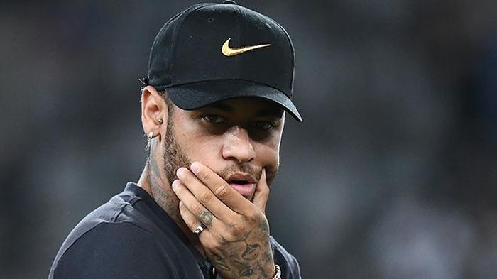 Barca đang gặp khó khăn về tài chính