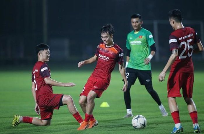 Các cầu thủ HA.GL giữ được phong độ tốt trước ngày lên tuyển