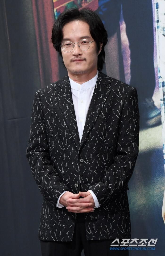 Lee Joong Wook.
