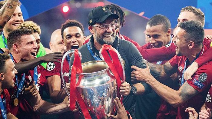 Liverpool tiếp tục đối đầu Napoli ở vòng bảng