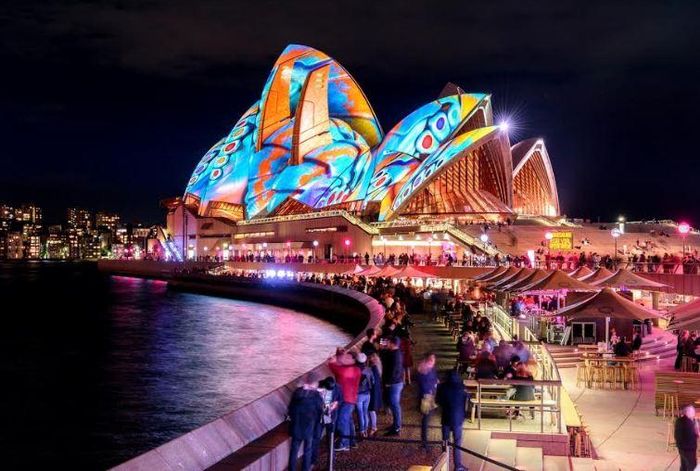  Kinh tế ban đêm mang lại 102 tỷ USD cho Australia mỗi năm