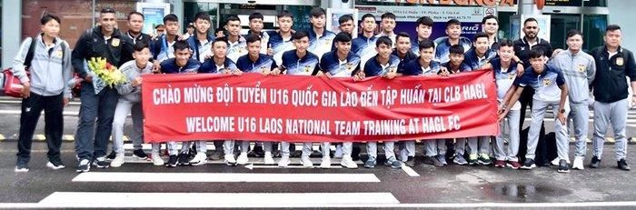 U16 Lào đến HAGL. Ảnh CLB HAGL