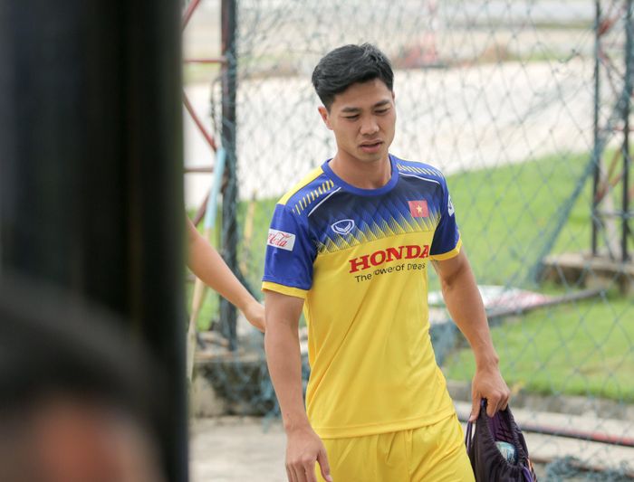 Tiền đạo này có hơn 2 ngày tập luyện cùng đội tuyển Việt Nam chuẩn bị cho trận đấu với Thái Lan