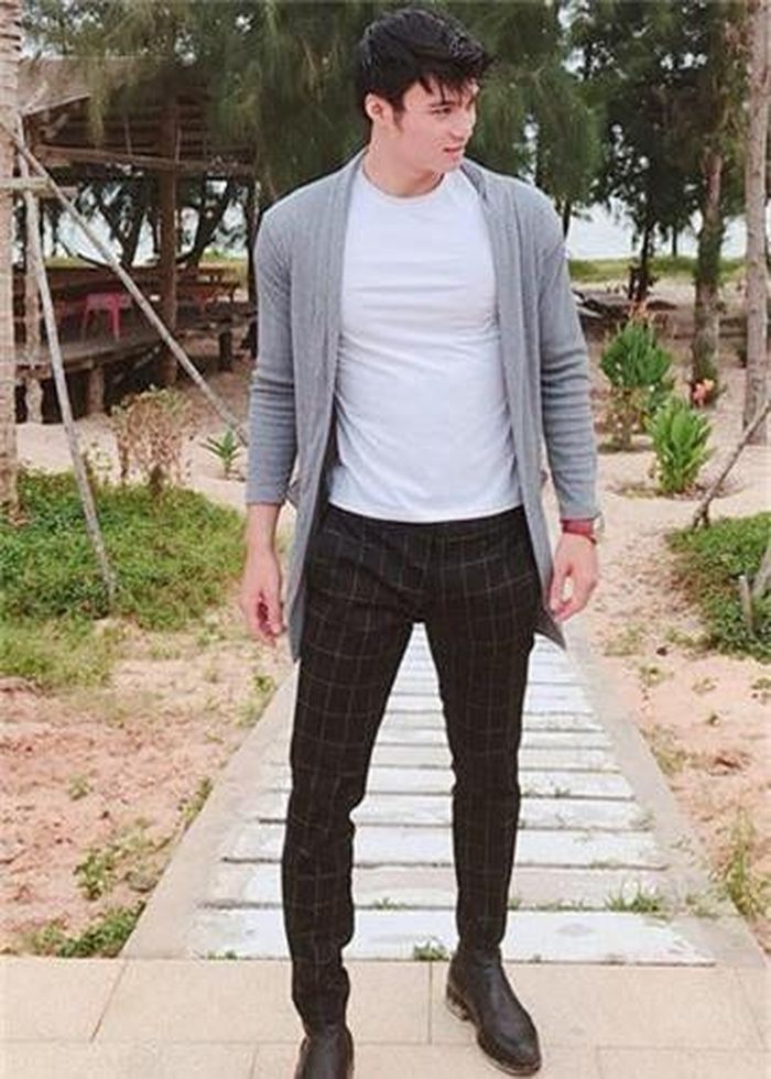  Thí sinh Mister Việt Nam 2019 sở hữu gương mặt điển trai cùng thân hình 6 múi. 