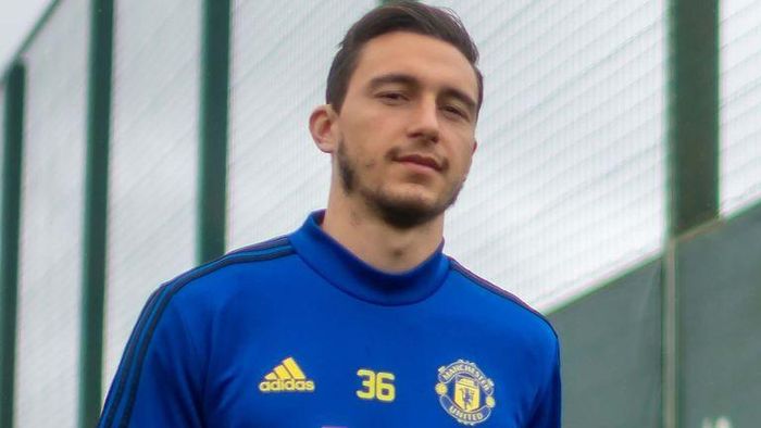 Darmian tới Parma