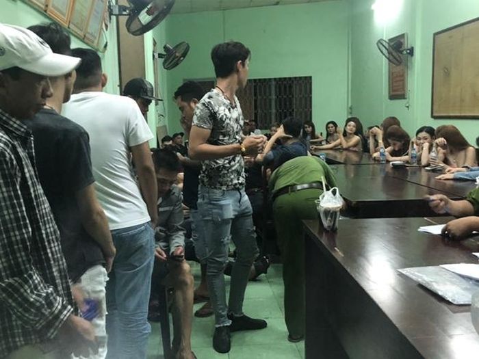 51 "dân bay" được test nhanh ma túy