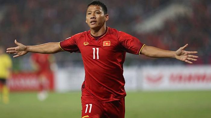 Anh Đức là trung phong số 1 lúc này của đội tuyển. Ảnh: Hoàng Linh