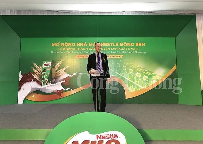 Ông David Best - Đại biểu lâm thời Đại sứ Thụy Sĩ tại Việt Nam phát biểu tại buổi lễ