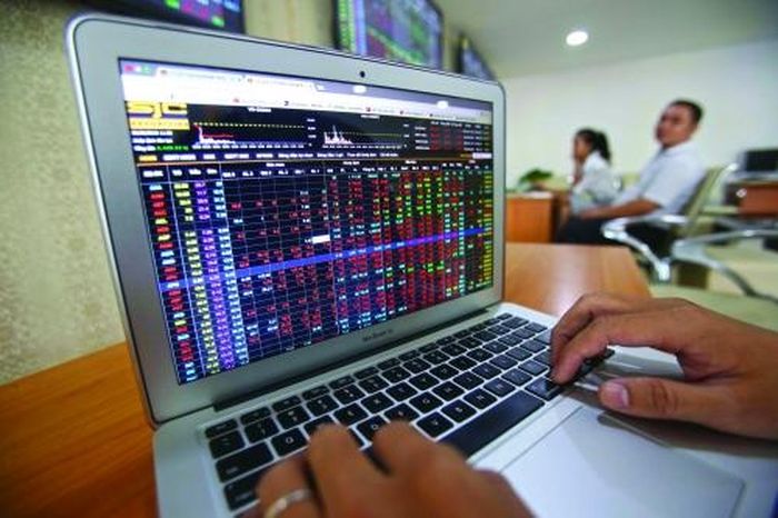 Nếu muốn tìm kiếm cơ hội trong ngắn hạn, nhà đầu tư cần tính toán được hướng đi của dòng tiền vào nhóm cổ phiếu nào
