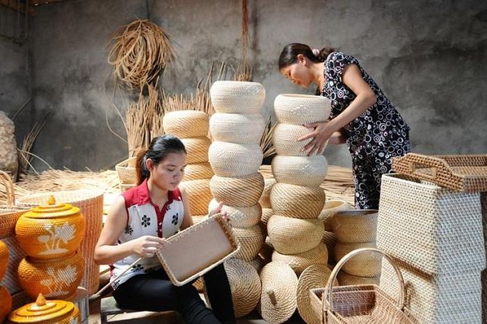 Sản phẩm mây, tre đan của làng nghề Phú Vinh đã được xuất khẩu ra nhiều nước trên thế giới.