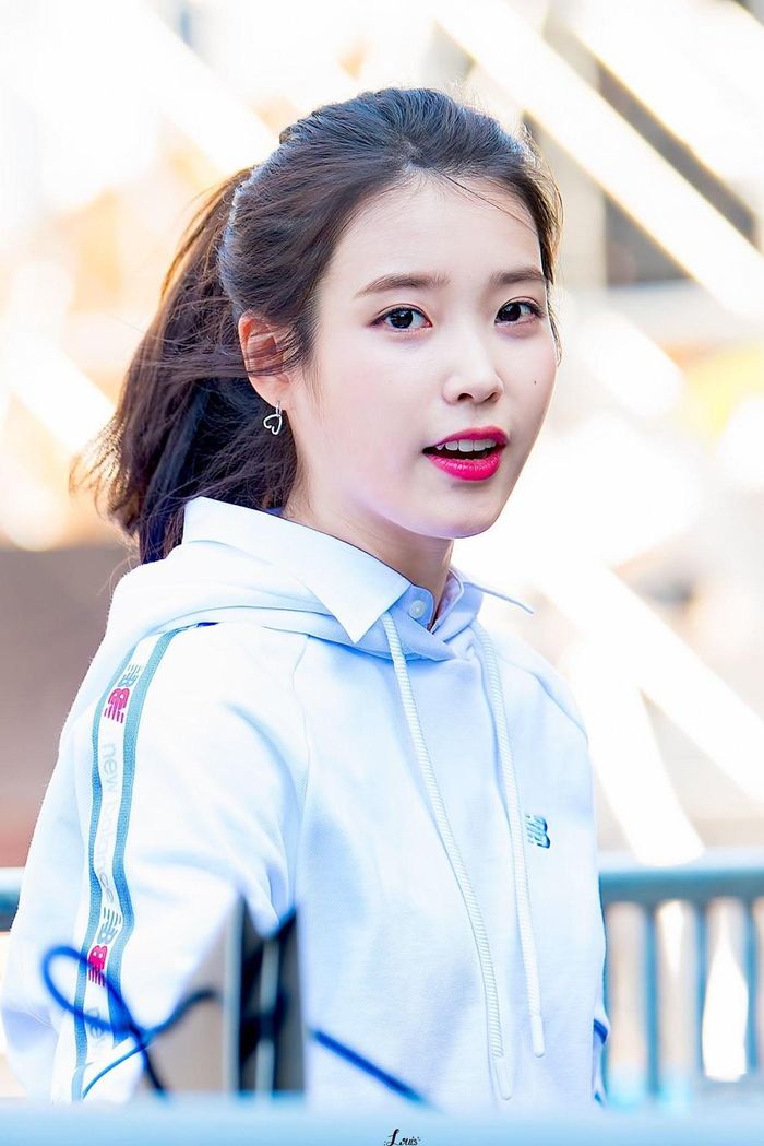 Bên cạnh đó, cô cũng là gương mặt đại diện của nhiều nhãn hàng, thương hiệu quảng cáo từ thời trang, làm đẹp đến thực phẩm, đồ gia dụng... 
