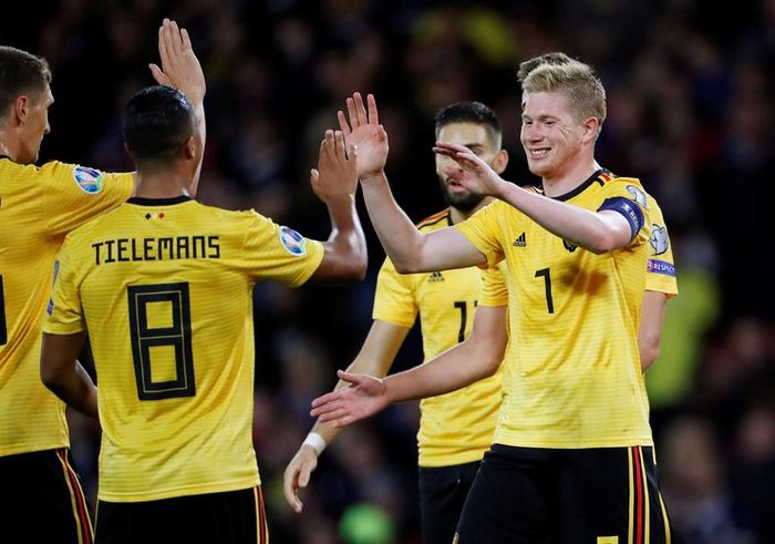 Chiến thắng 4-0 giúp tuyển Bỉ giữ vững ngôi đầu bảng I vòng loại Euro 2020 với 18 điểm tuyệt đối sau 6 trận. 