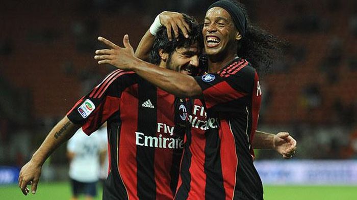 Ronaldinho có một góc khuất sau những giây phút thăng hoa trên sân cỏ