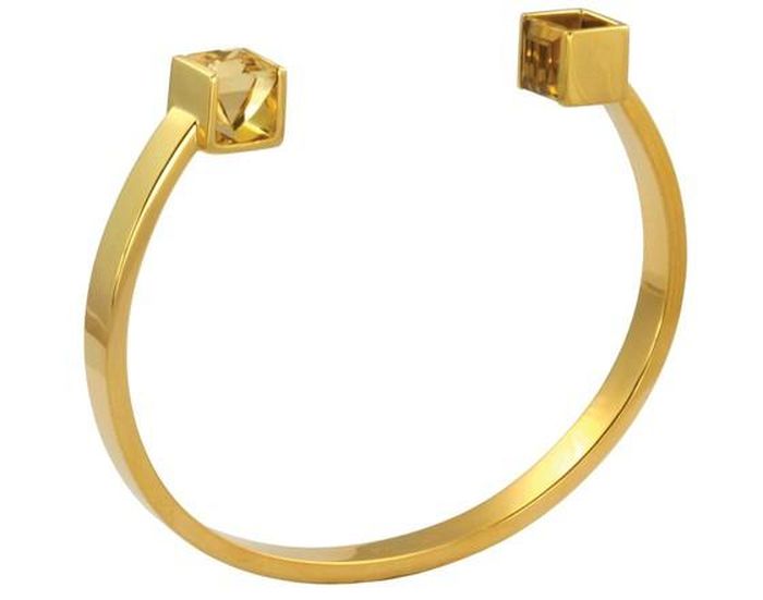 Giá: 121 triệu đồng trên www.kattri.com. 