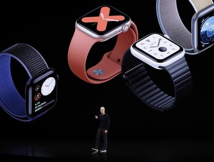  Ngoài các mẫu dây đeo thông thường, Apple Watch thế hệ mới còn được kết hợp dây đeo từ Hermes 