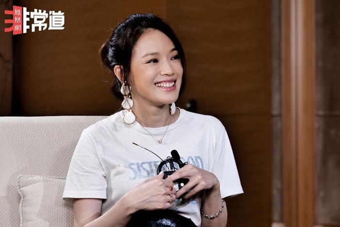 Thư Kỳ khẳng định trong gia đình, ông xã Phùng Đức Luân không có địa vị bằng đám mèo cưng.