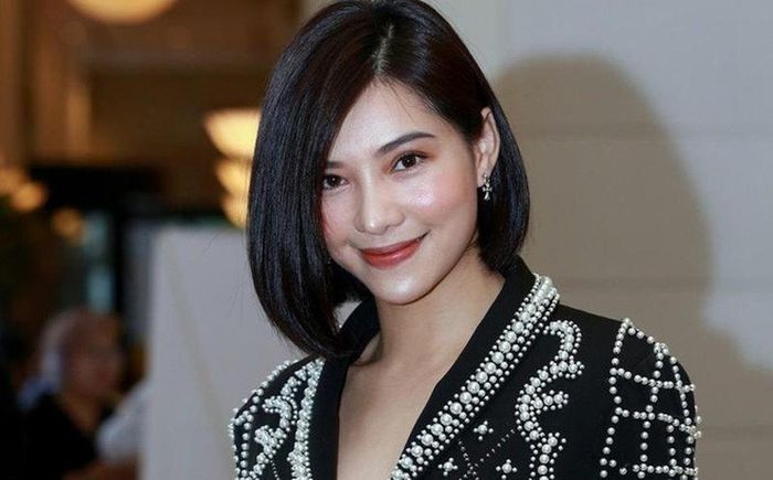 Lưu Đê Ly lần đầu lên tiếng về tin đồn cướp chồng khiến cô bị tẩy chay suốt 4 năm qua. 