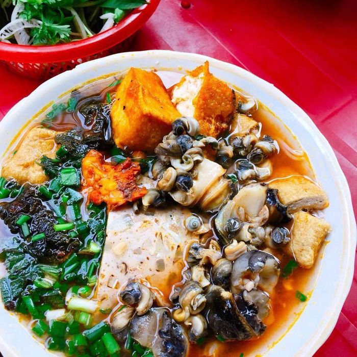 Bún ốc phủ Tây Hồ thơm ngon khó cưỡng