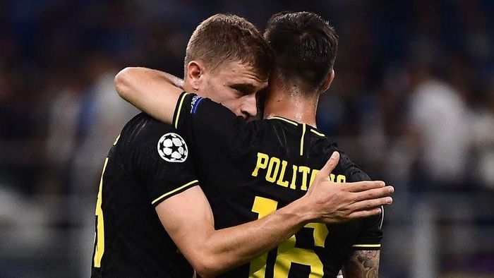 Barella gỡ hòa phút bù giờ cho Inter