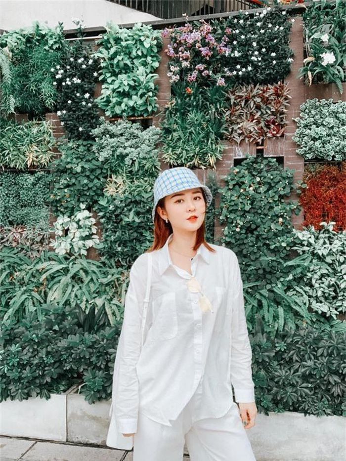 Nhan sắc của hot gir 29 tuổi đây trời ơi tin nổi không?