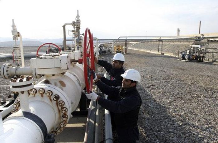 Thị trường dầu mỏ sắp ghi nhận tuần tăng hơn 7% do leo thẳng căng thẳng Mỹ - Iran.