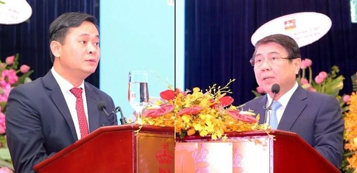 Chủ tịch UBND tỉnh Nghệ An - Thái Thanh Quý và Chủ tịch UBND TP HCM - Nguyễn Thành Phong phát biểu tại hội nghị
