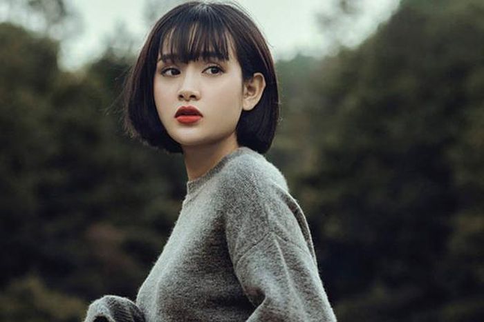 Hiền Hồ khó chịu khi bị đồn yêu liên tục.