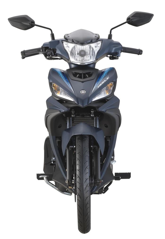 Điểm khác biệt dễ nhận thấy giữa Yamaha 135LC SE và Yamaha Exciter 135 tại thị trường Việt Nam là phần đầu xe, cụm đèn xi-nhan được thiết kế to hơn. Ở phía sau, đèn xi-nhan cũng được tách rời theo đúng quy chuẩn tại Malaysia.
