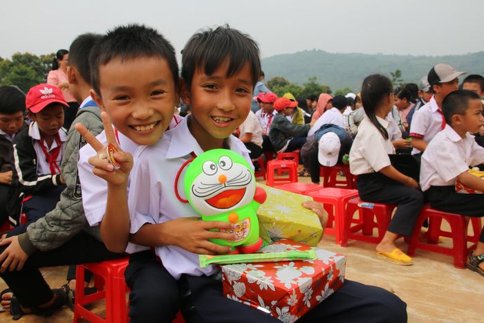 Những học sinh ở đây vẫn còn nhiều thiếu thốn