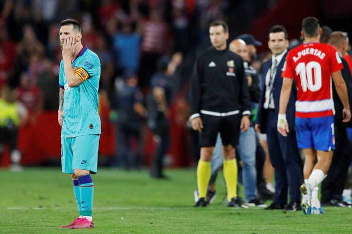 Messi vào sân trong hiệp 2, nhưng hoàn toàn bất lực