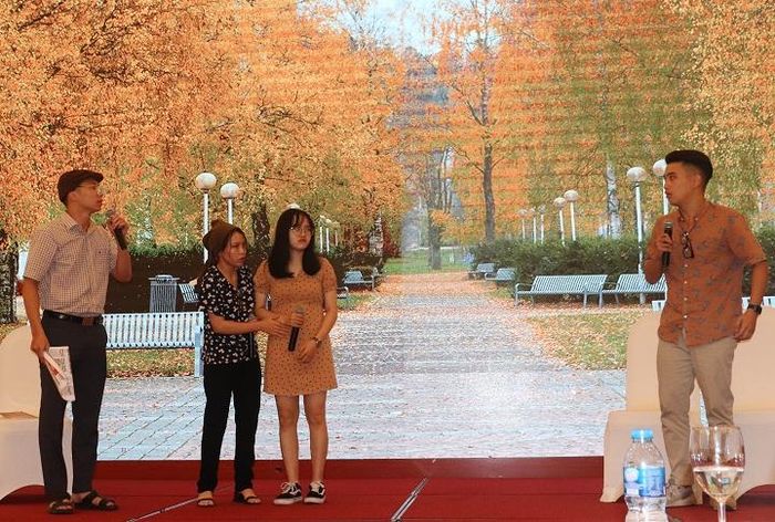  Một hoạt cảnh trong tại hội thảo “Hưởng ứng Ngày tránh thai thế giới”.