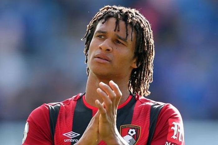 Trung vệ: Nathan Ake (Bournemouth).