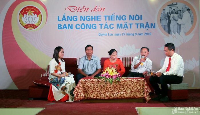 Diễn đàn Lắng nghe tiếng nói Ban công tác Mặt trận của huyện Quỳnh Lưu.