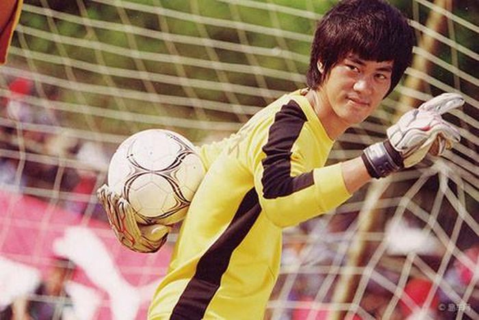 Trần Quốc Khôn mang hình ảnh Lý Tiểu Long vào phim Đội bóng Thiếu Lâm.