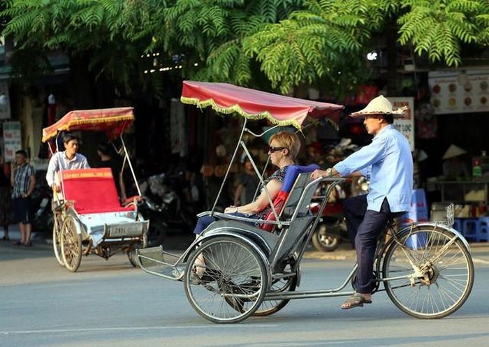Hà Nội đã vào thu nhưng không phải ai cũng đủ tinh tế để nhận ra sự thay đổi nhẹ nhàng ấy.