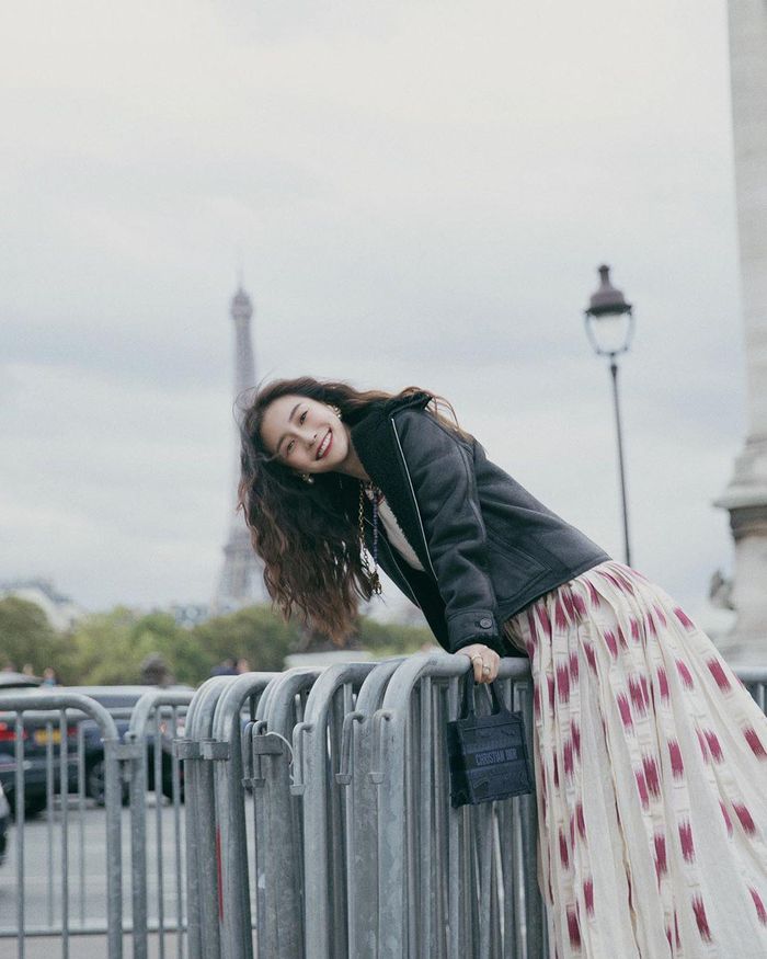 Cô là đại sứ thương hiệu của Dior từ vài năm nay.