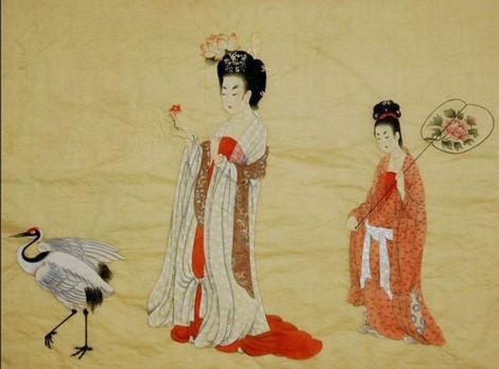 Thêm nữa, người Trung Quốc thời phong kiến quan niệm trinh nữ có lông mi cong, ngực căng tròn và mềm mại. Trong khi đó, người mất sự trong trắng thì có lông mi cụp xuống và ngực mềm.
