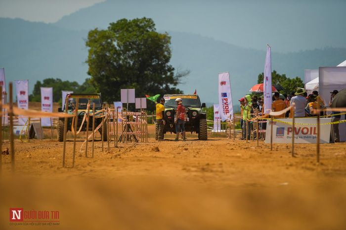Năm 2010, giải lần đầu tiên được Tổng cục Thể dục Thể thao cấp phép tổ chức và đổi tên thành Hội thi Kỹ năng Lái xe Địa hình Việt Nam. Đây cũng là năm đầu tiên các CLB chơi xe địa hình phía Nam tham gia Giải.