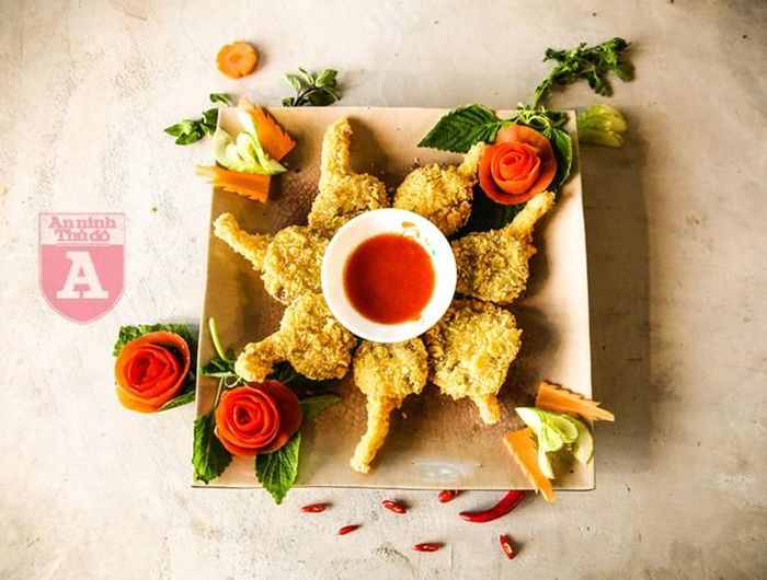  Trong đó, các loại đậu chứa rất nhiều protein thực vật (Món: Nấm chiên giòn) 