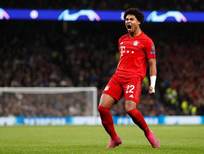 Chưa đầy 2 phút sau, Gnabry lại ghi tên lên bảng tỷ số với cú dứt điểm một chạm hoàn hảo sau đường kiến tạo của Tolisso. Lloris đã nỗ lực, nhưng bóng đi dội cột trước khi nằm trong lưới đội chủ nhà. 