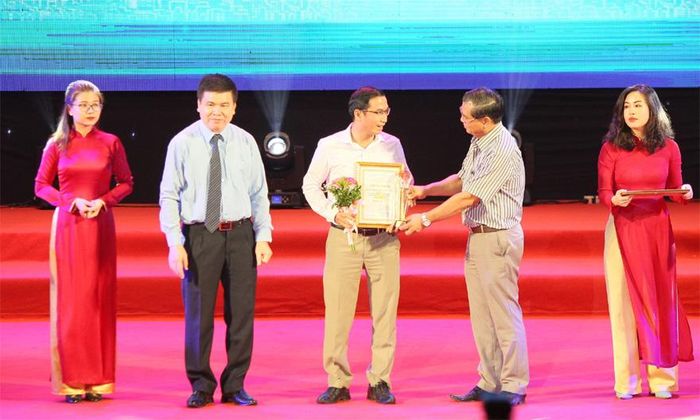 Loạt bài ''Cán bộ 'đường lối' trong vùng đồng bào dân tộc thiểu số'' của tác giả Nguyễn Văn Chiến ở thể loại Báo Điện tử đạt Giải C. Ảnh Duy Khánh