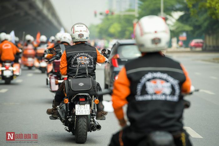 Được dẫn dắt bởi anh Nguyễn Hoài Anh, một “biker” quen thuộc với nhiều CLB môtô khác cũng như trong giới chơi xe ở Thủ Đô. Từ lúc sơ khai có 6 thành viên đến nay CLB đã có hơn 60 người.