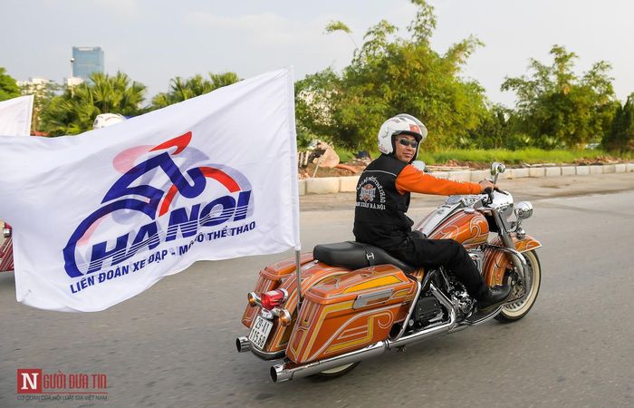 Trước đó, CLB mô tô thể thao Thanh Xuân đã được hình thành từ nhóm những người yêu thích xe môtô sinh sống ở quận Thanh Xuân, nhưng càng về sau đã có thêm nhiều thành viên từ những địa bàn khác tham gia sinh hoạt vì yêu thích cách thức hoạt động của CLB.