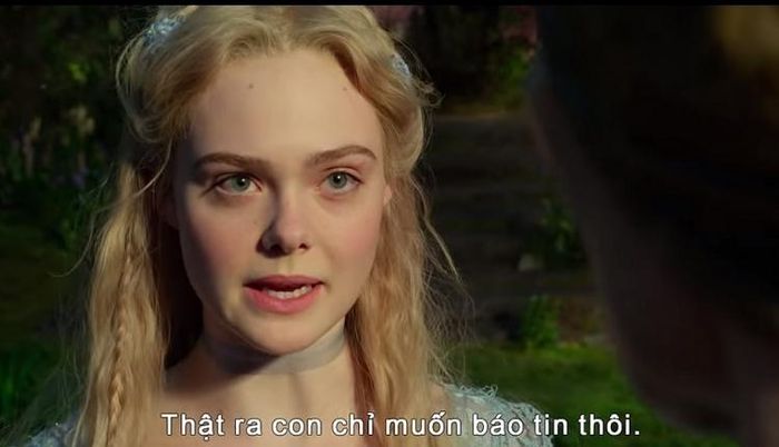 Maleficent đã một mực ngăn cản Aurora vì sợ con gái nuôi vấp phải con đường tình duyên bạc bẽo
